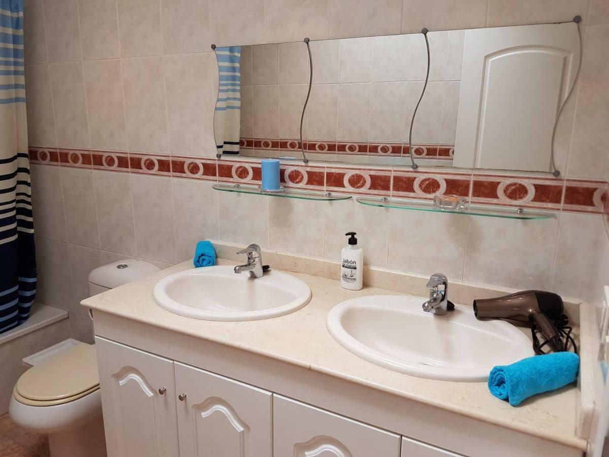 Villa Roque Del Conde With Fantastic Sea View, Terrace, Pool, Wifi, Sat-Tv, Garage Costa Adeje  Bagian luar foto